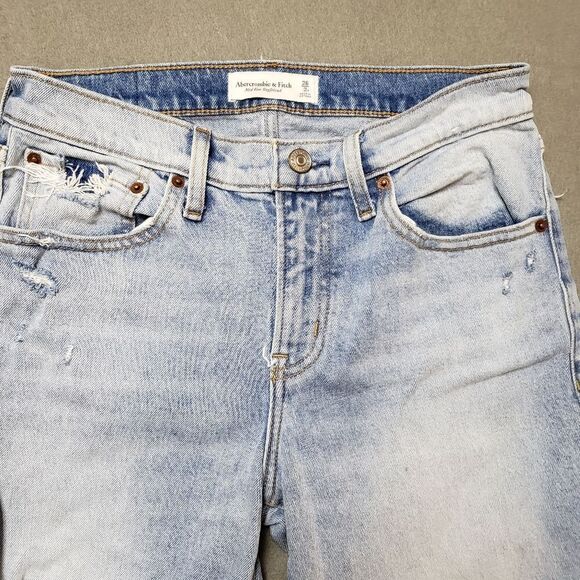 ABERCROMBIE & Fitch • Mid rise Boyfriend Jean in Medium Blue Distressed • 26 - Picture 5 of 14